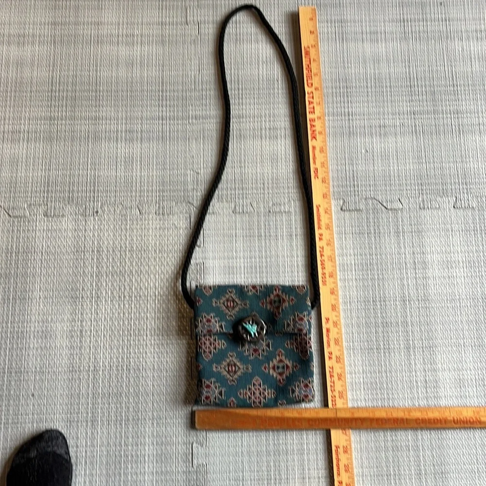 Kokopelli Carpet Cross-Body Purse. Braided Black Strap - Picture 3 of 6